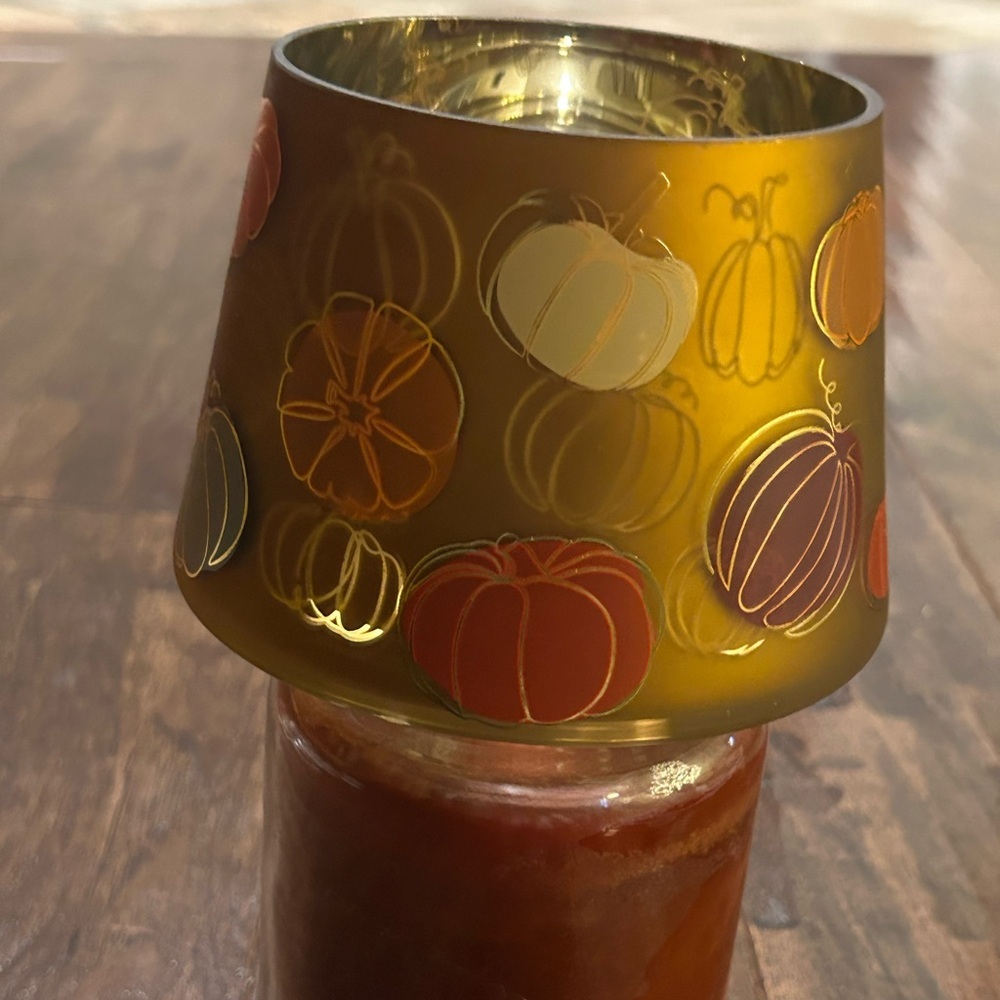 Yankee Candle Pumpkins Glass Shade - Picture 9 of 9